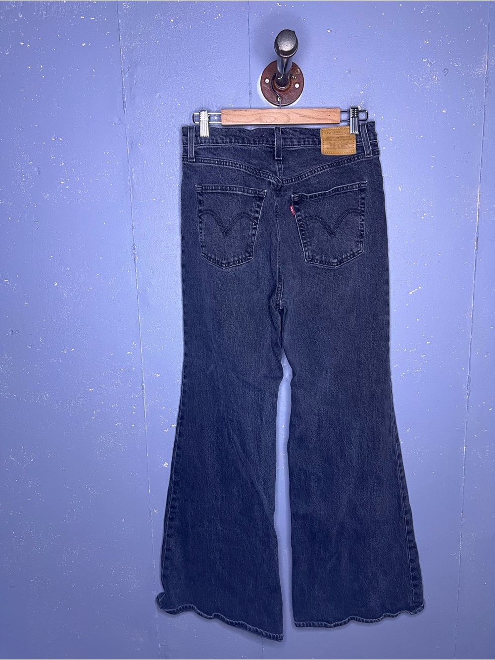 Levi’s Ribcage Bell Size 30 - Picture 2 of 4